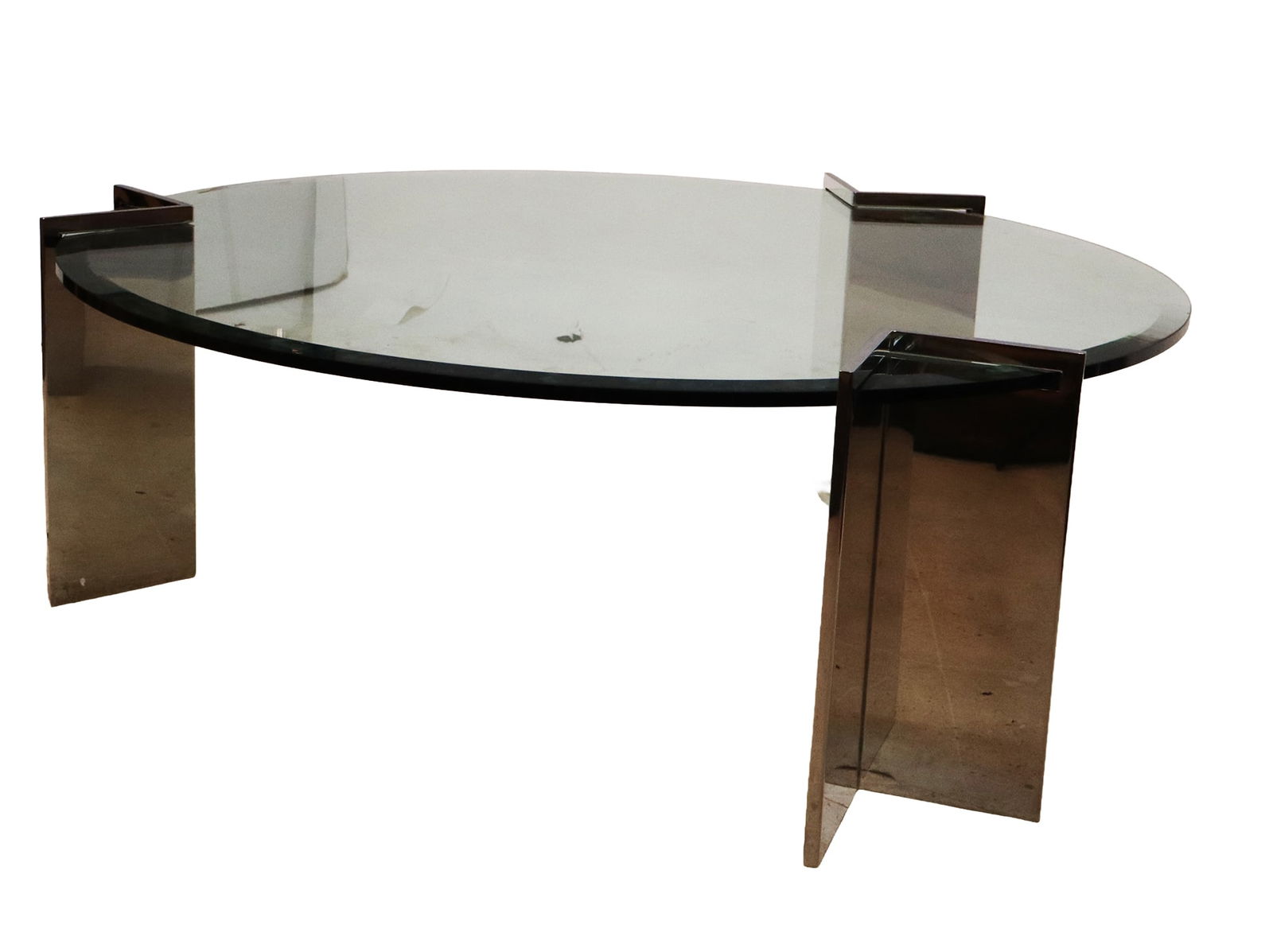 Pace "Meda" Circular Low Table - 16