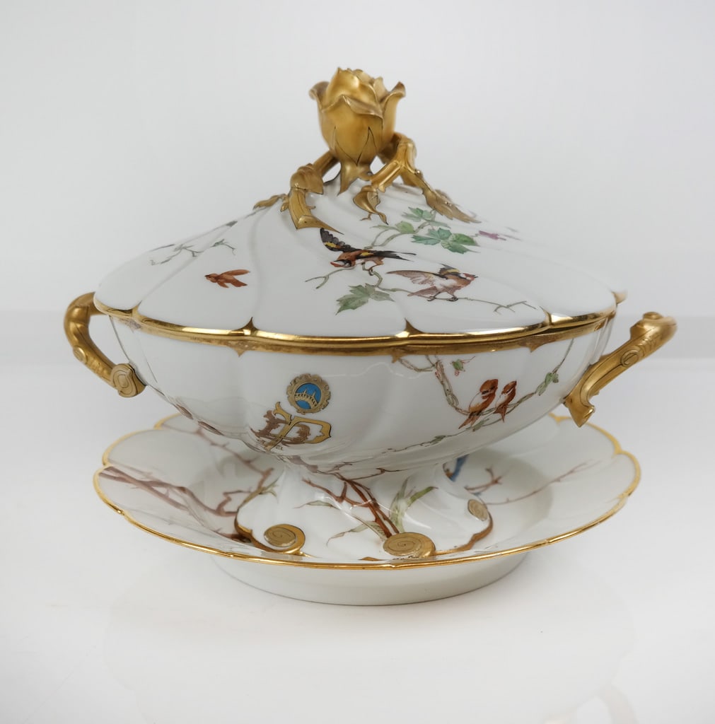 Mansard Hand-Painted Porcelain Covered Tureen (1 of 19)
