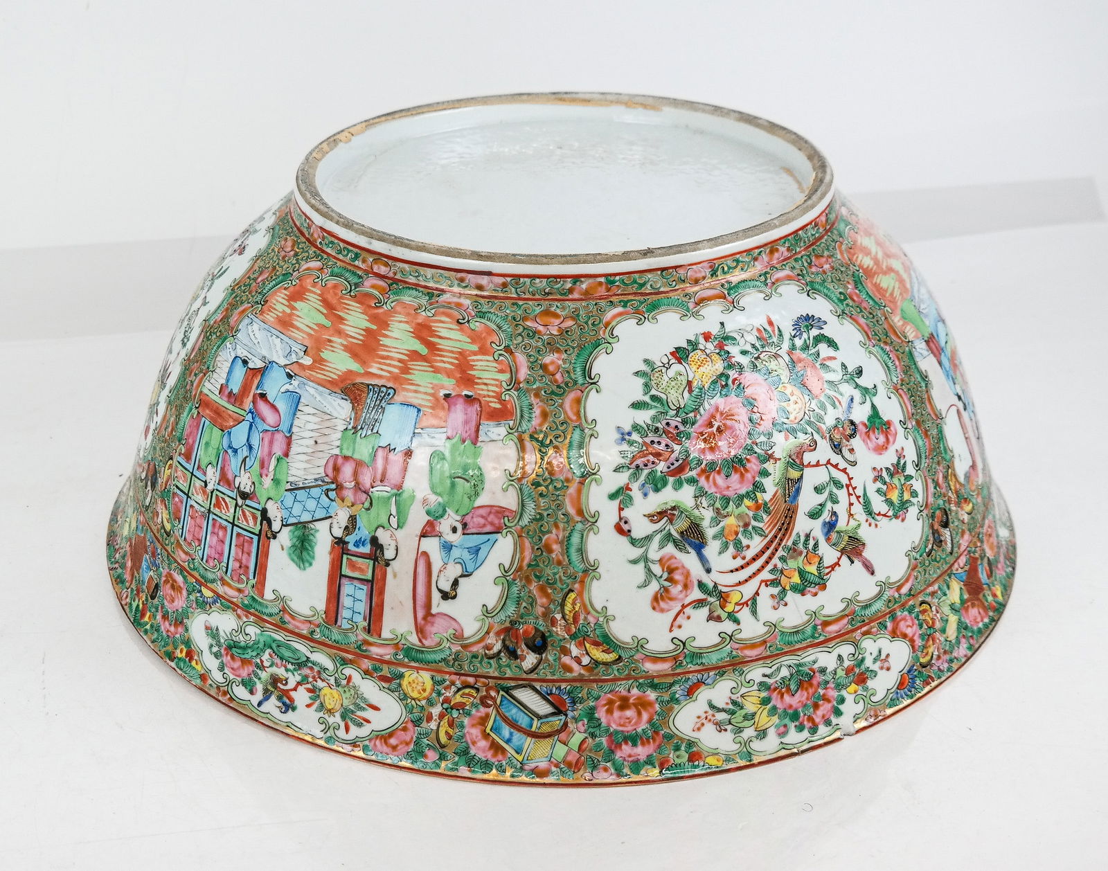 Chinese Palatial Rose Medallion Bowl - 13