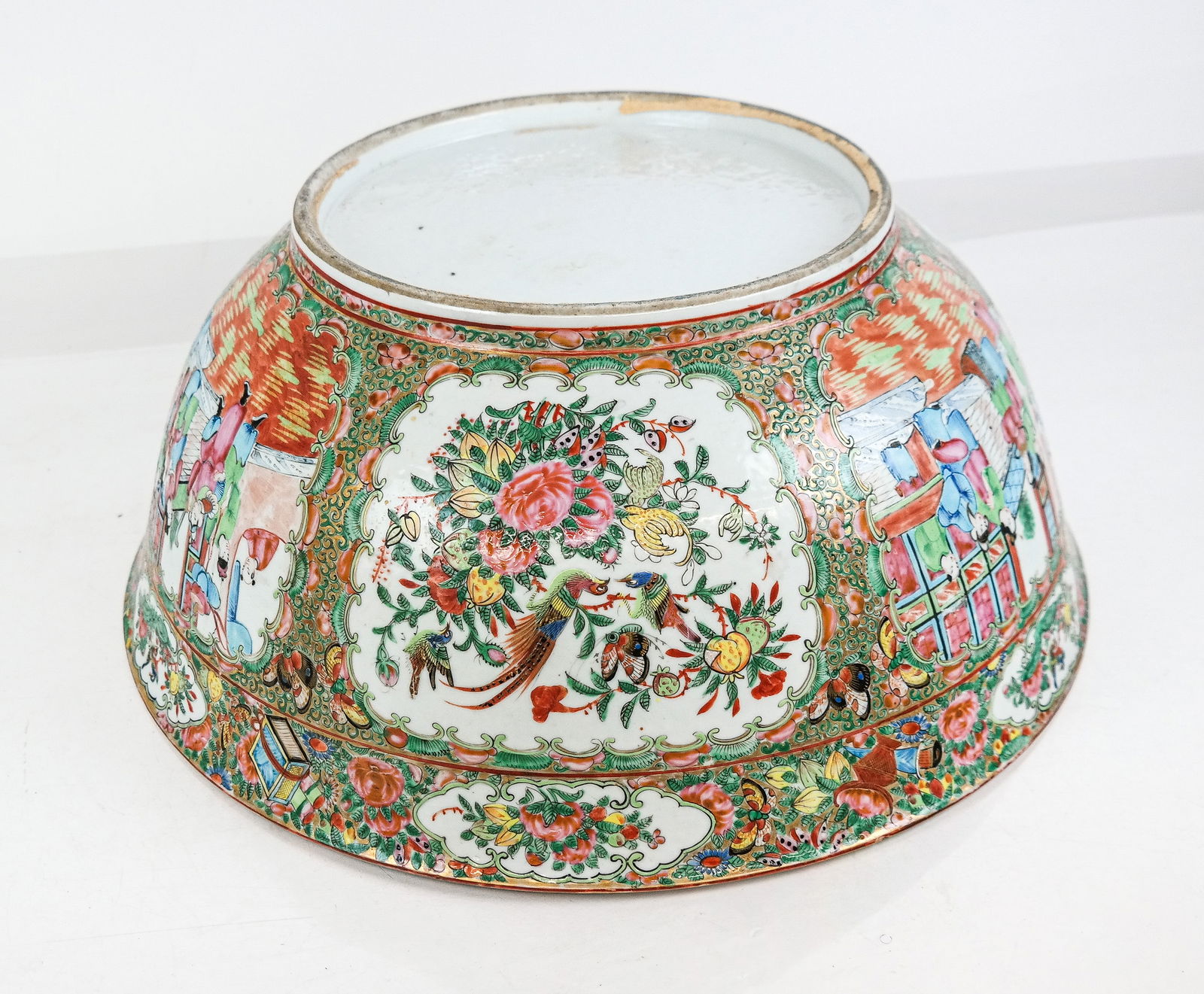 Chinese Palatial Rose Medallion Bowl - 14