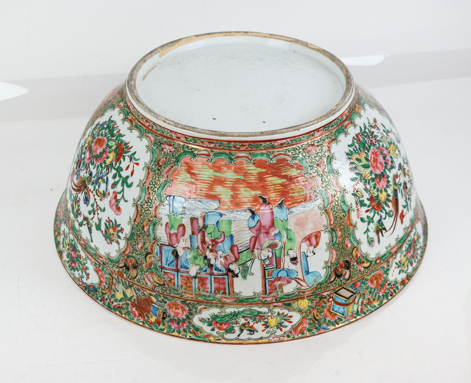 Chinese Palatial Rose Medallion Bowl - 15