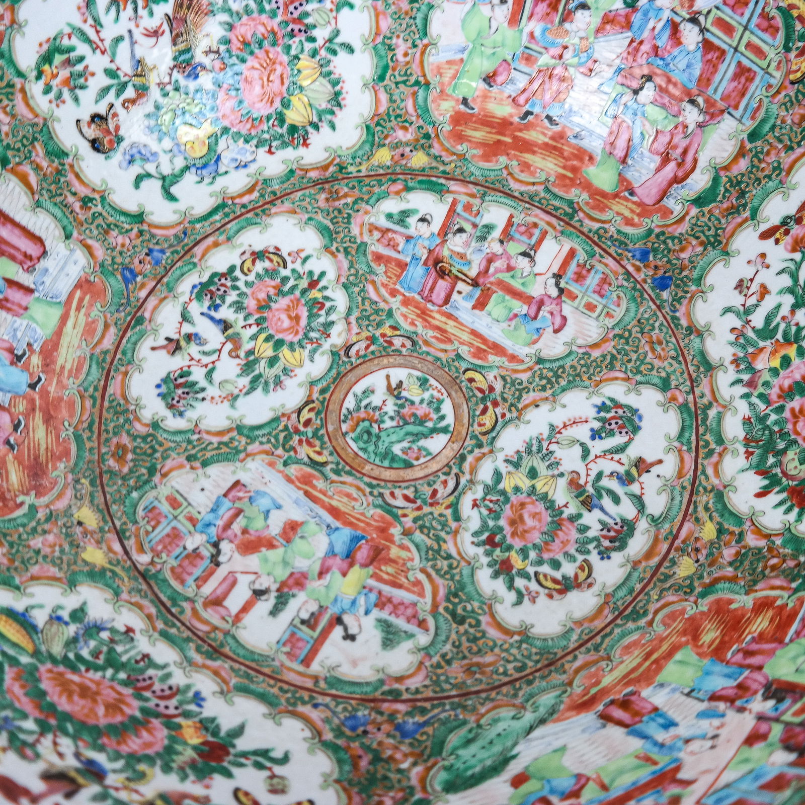 Chinese Palatial Rose Medallion Bowl - 8