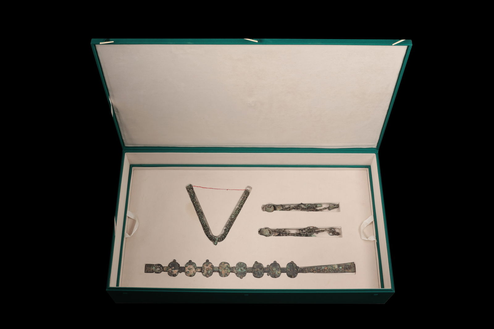 Korean Silla Period Silver Jewelry Collection - 2