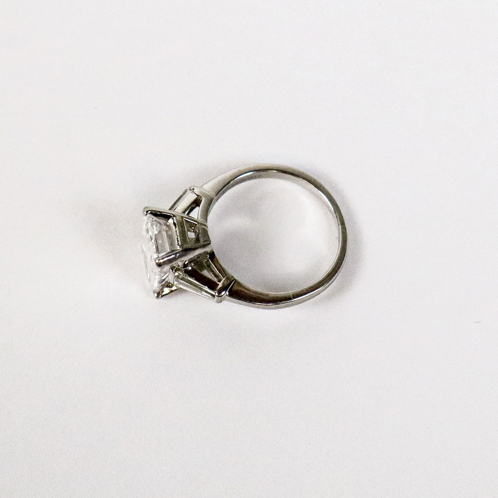 Van Cleef & Arpels Diamond Ring - 14