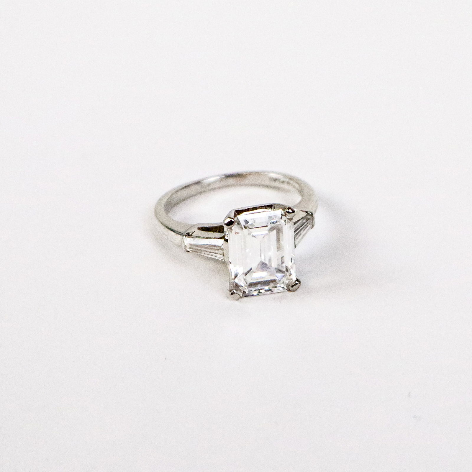 Van Cleef & Arpels Diamond Ring - 6