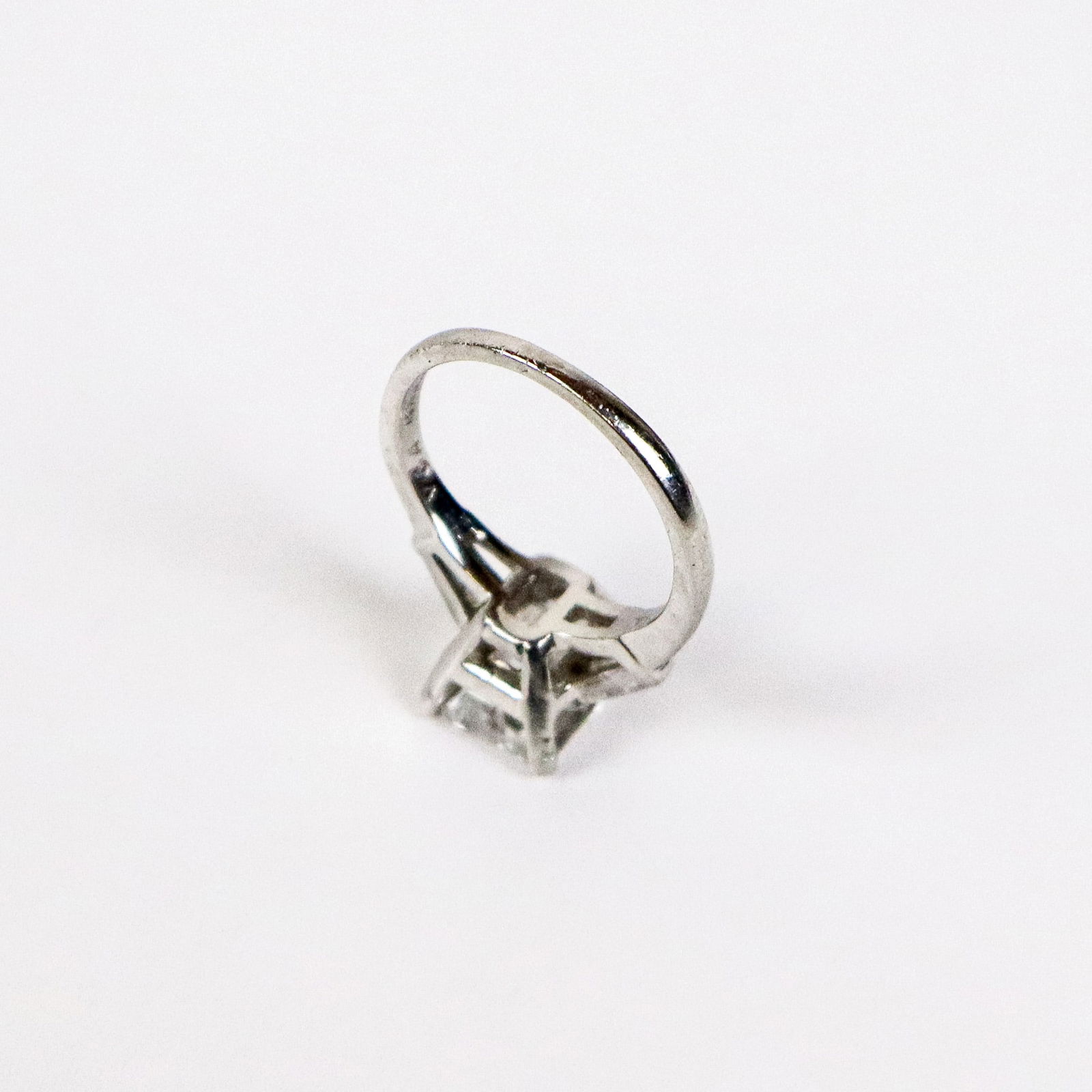 Van Cleef & Arpels Diamond Ring - 9