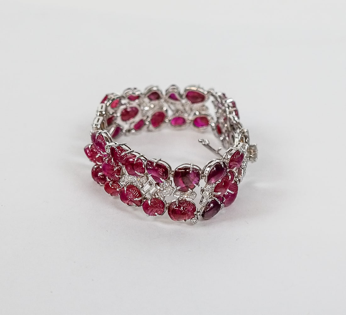 Art Deco-Inspired Diamond and Carved Ruby Bracelet - 3