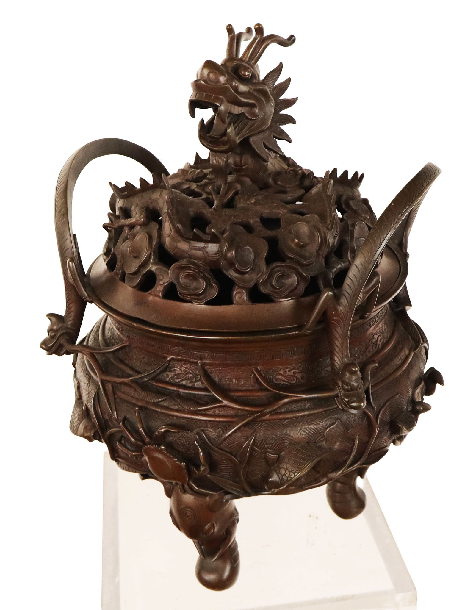 Large Chinese Bronze Tripod Censer, Qing (1 of 20)