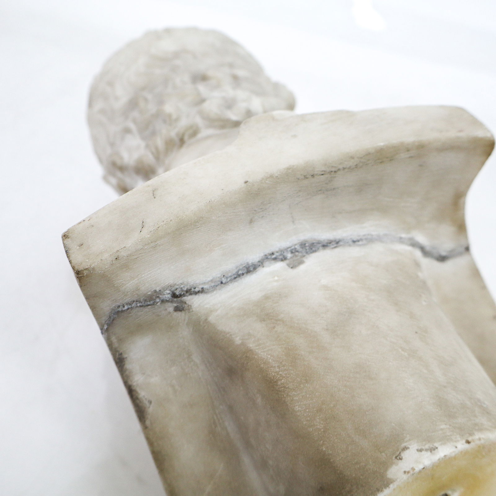 Small Neoclassical Russian Marble Bust of a Man - 10