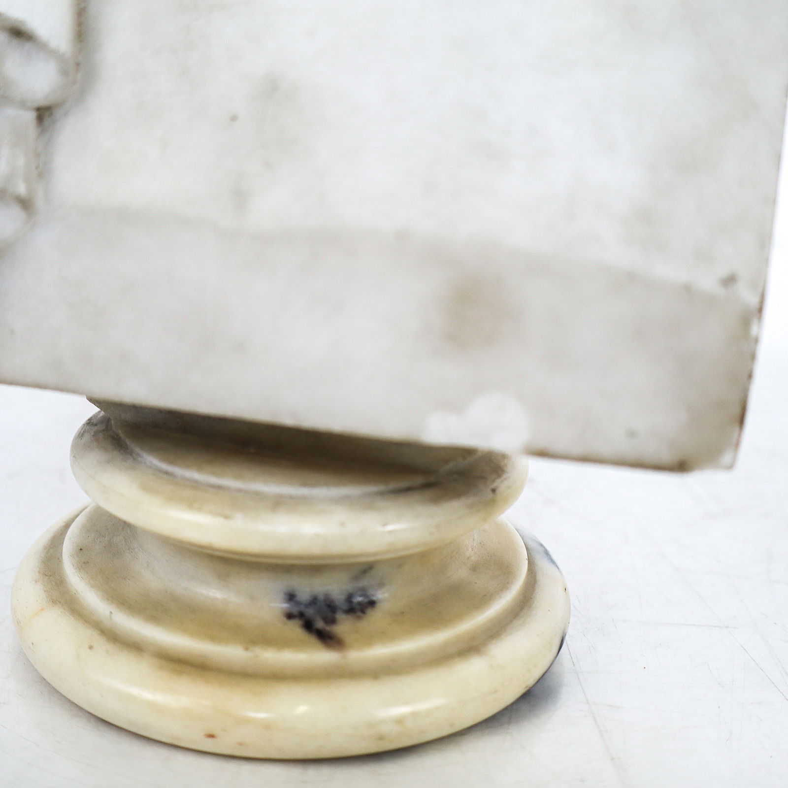 Small Neoclassical Russian Marble Bust of a Man - 12