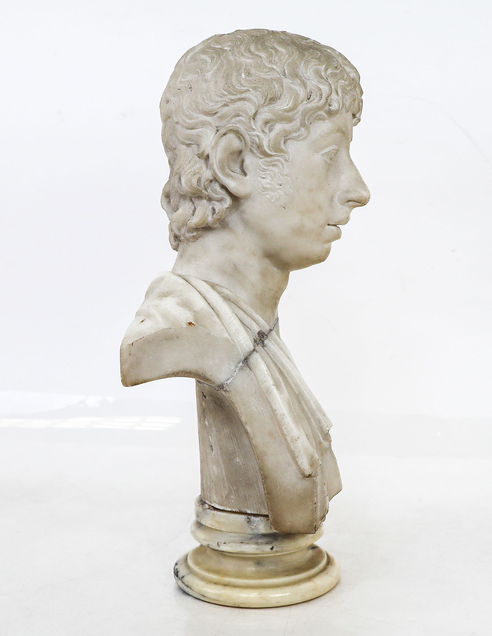 Small Neoclassical Russian Marble Bust of a Man - 9