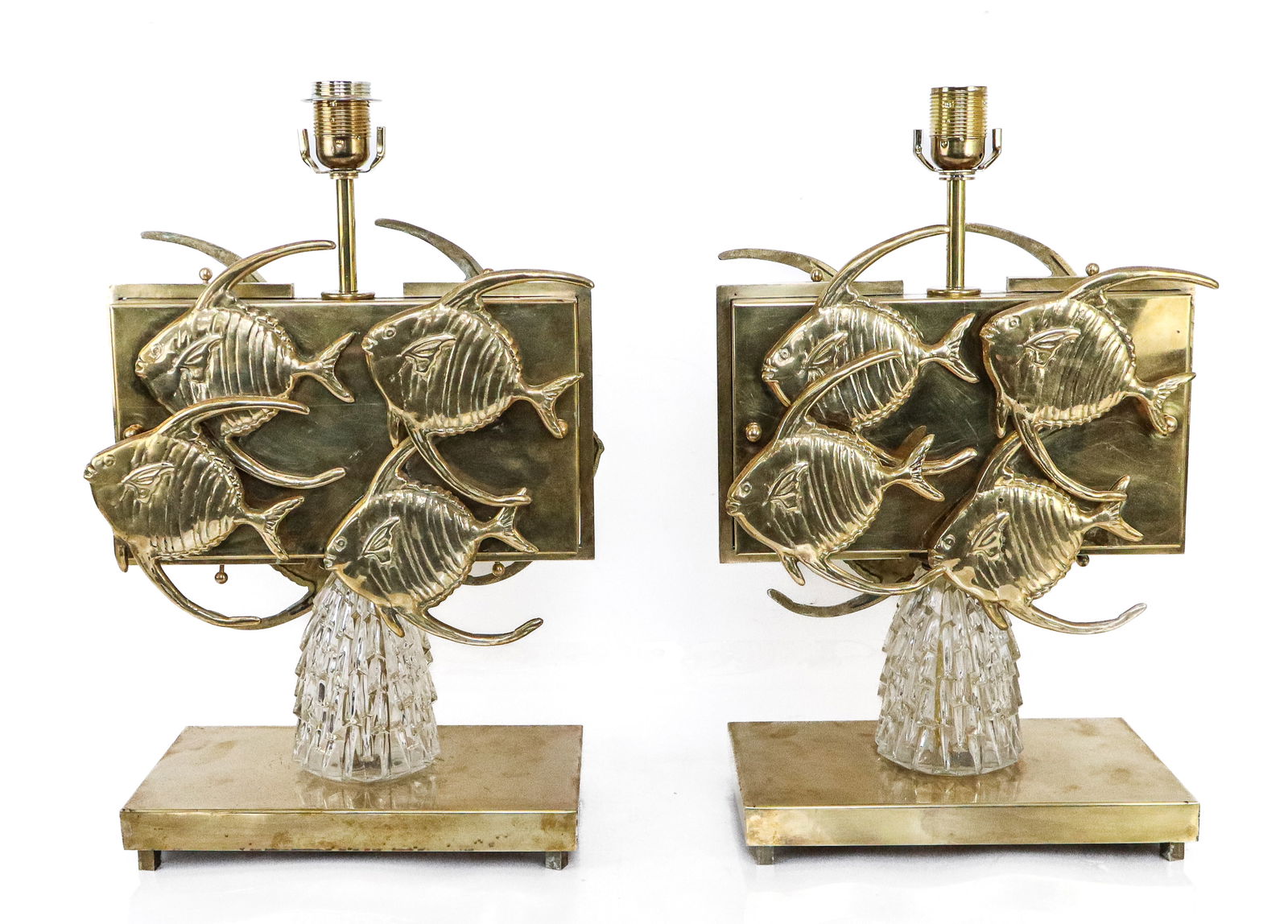 Pair of Mid-Century Modern Brass & Crystal Fish Lamps: Pair of mid-century brass and crystal table lamps, Mid-Century Modern (20th Century) the rectangular bodies having 4 swimming angel fish on both sides (need tightening) on a stem of a flowing crystal