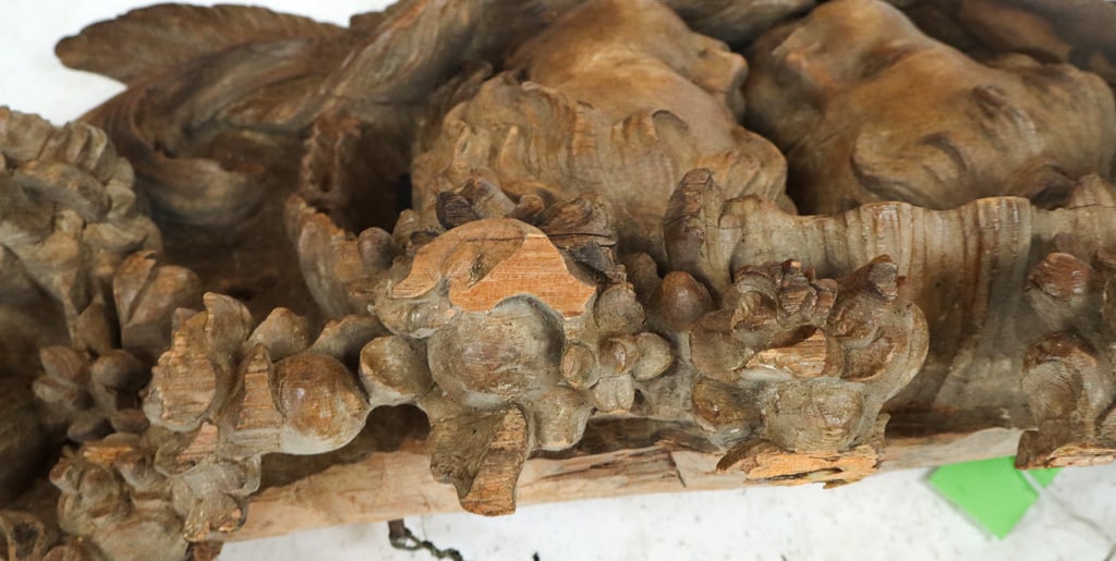 Rococo Carved Wood Applique with Putti - 14