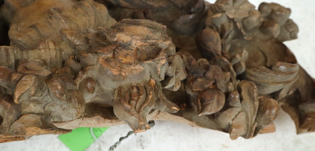 Rococo Carved Wood Applique with Putti - 15