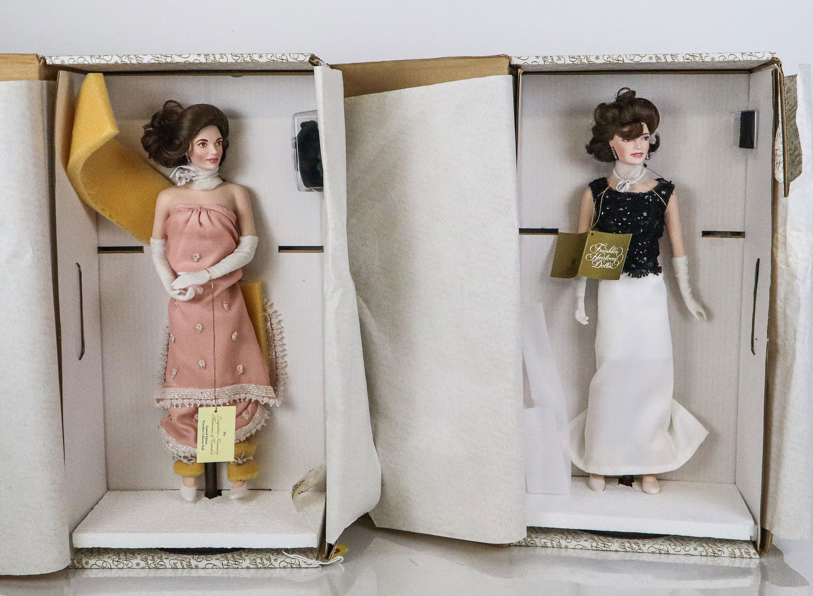 Jackie Kennedy Franklin Mint Dolls, 2 (1 of 15)