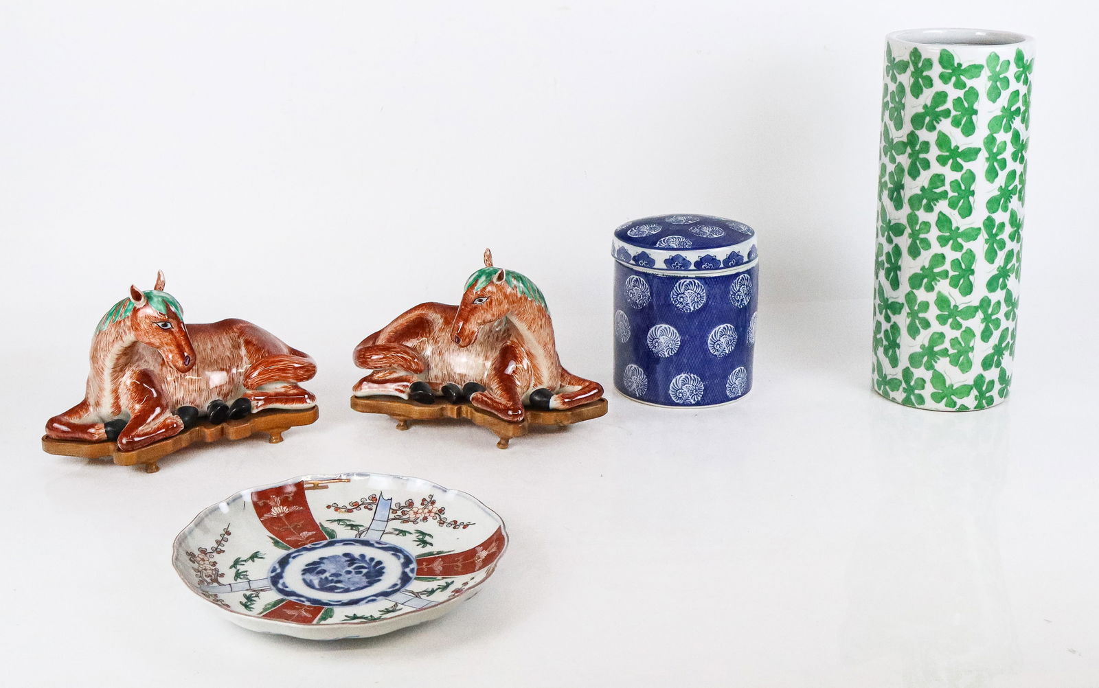 Assorted Chinese and Japanese Style Porcelain, 5 (1 of 16)