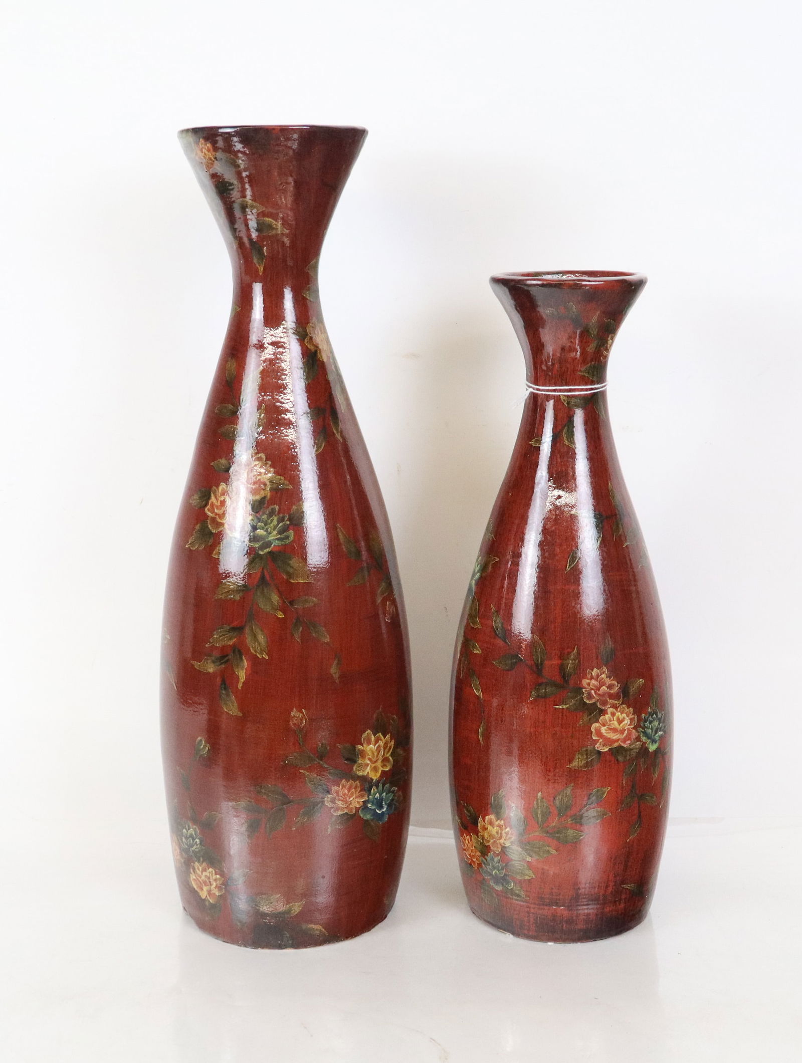 Assorted Table Articles and Decorations (22+) - 8