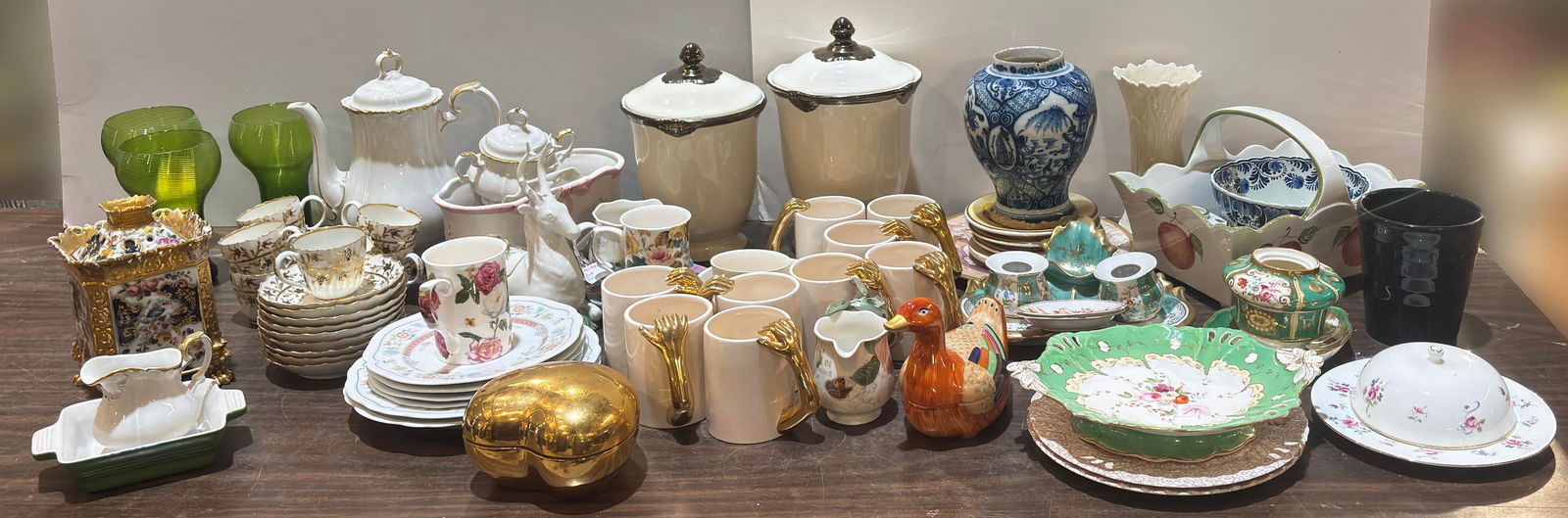 Assorted Porcelain Wares, 18+ (1 of 18)