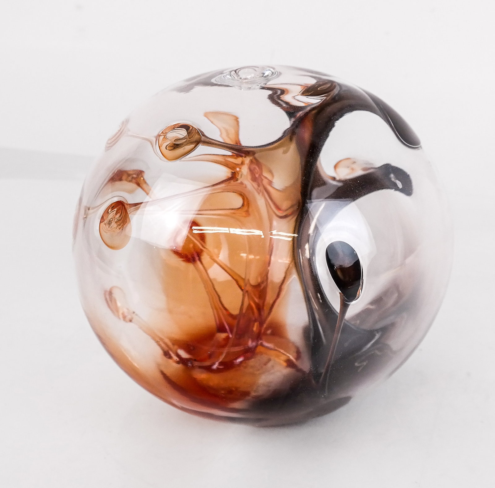 Paedra (Peter) BRAMHALL Art Glass Orb: Paedra (formerly Peter) Bramhall art glass orb, 1980, from the artist's Inferno series, signed Peter Bramhall and dated to base, marked Inferno Series. [7.5" H x 8" Diameter]. Condition is good with m