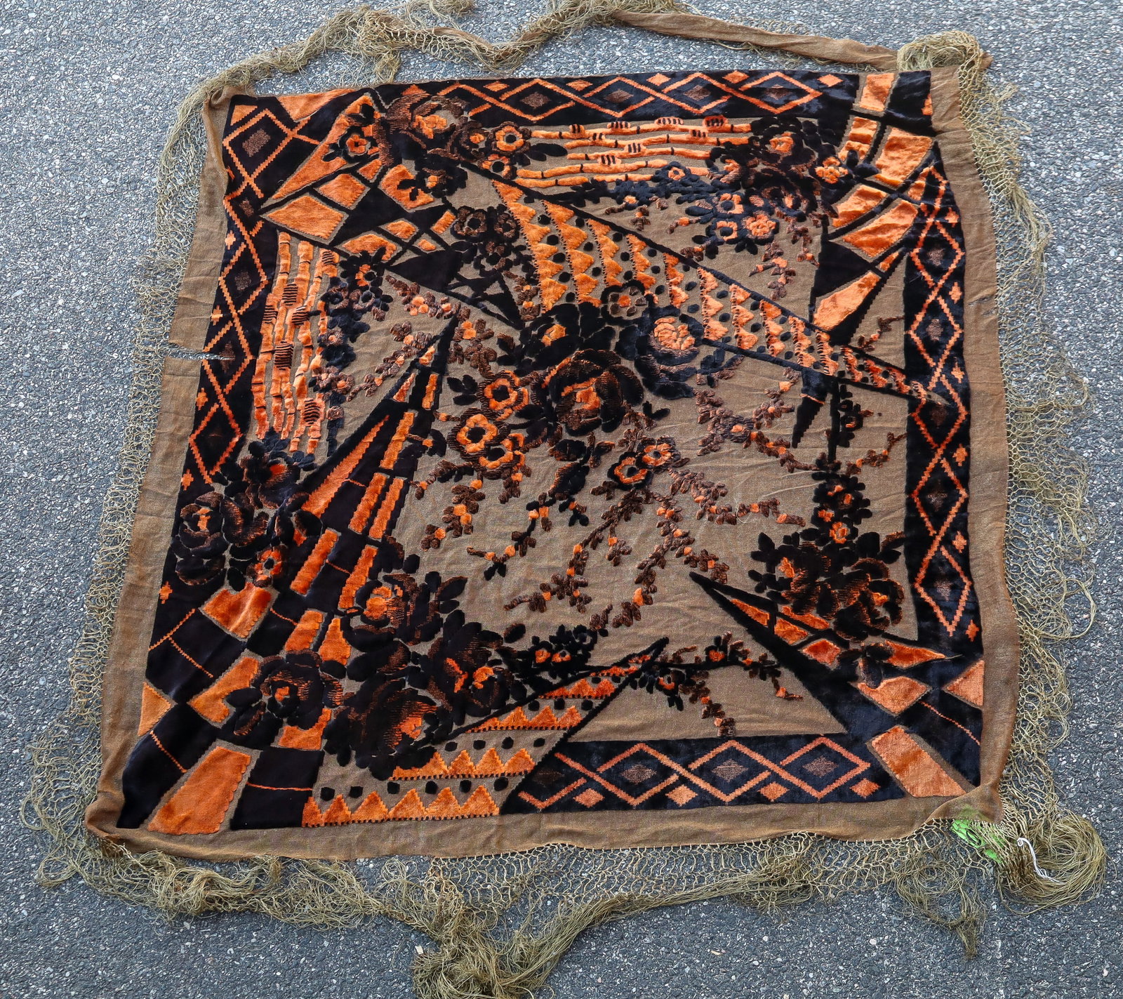 Gilt Thread Piano Shawl (1 of 10)