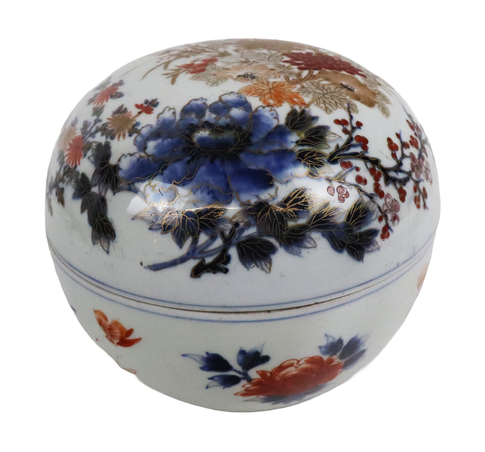 Japanese Imari Covered Bowl (1 of 10)