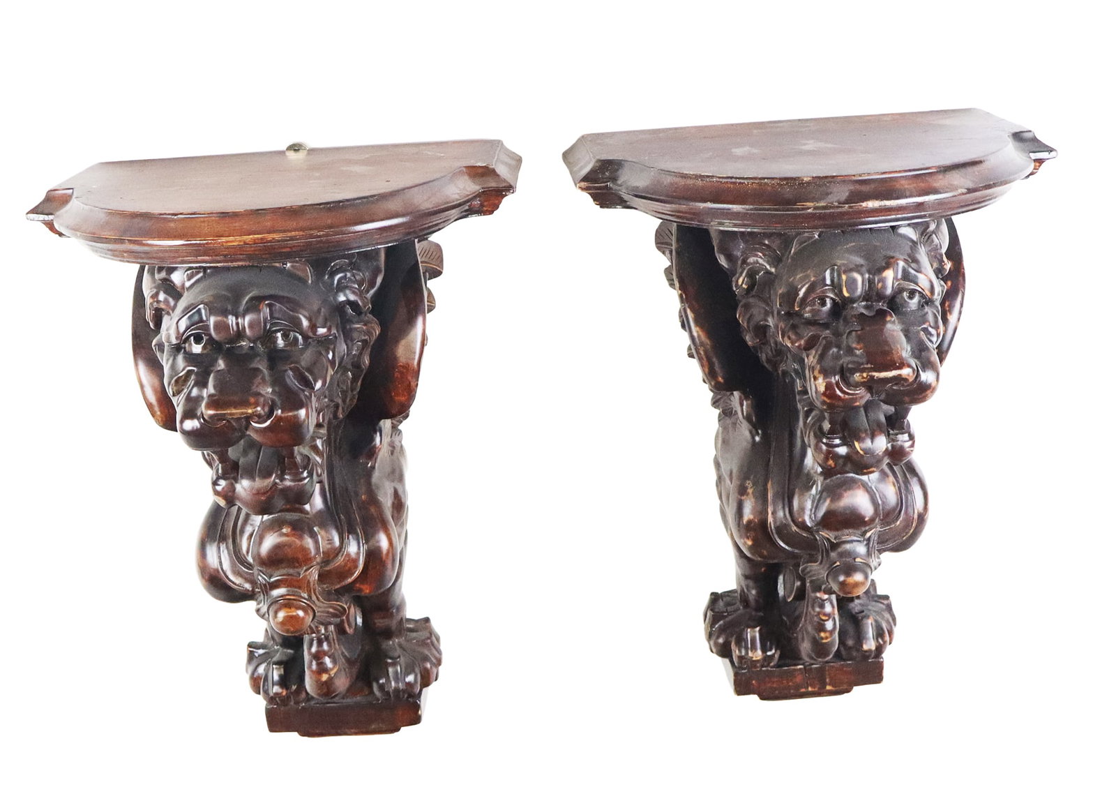 Pair of Carved Wood Brackets with Lions (1 of 12)