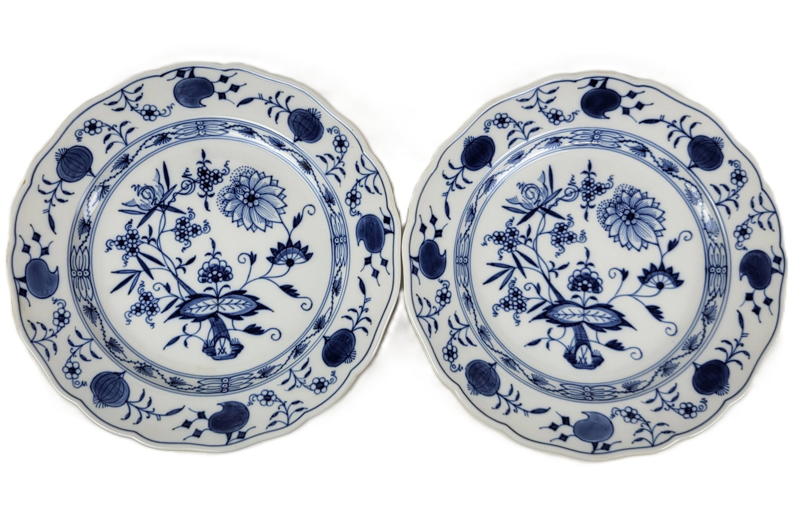 Meissen "Blue Onion" Plates, 2 (1 of 12)