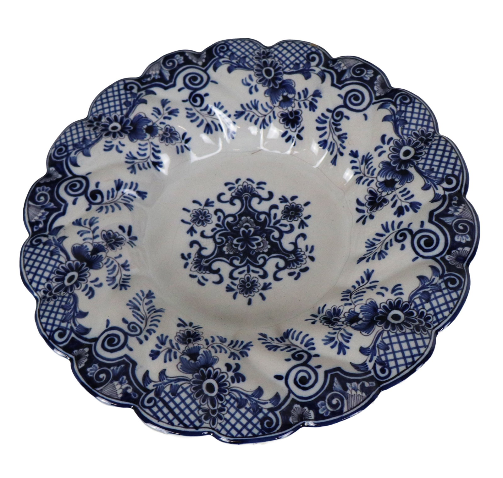 Five Assorted Porcelain Plates - 4