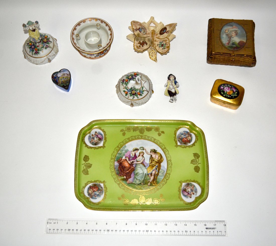 Group of 8 Decorations: A green Bavarian tray, two pill boxes, a floral cachepot, butterfly, two figural boxes, and a gilt portrait box. As is.