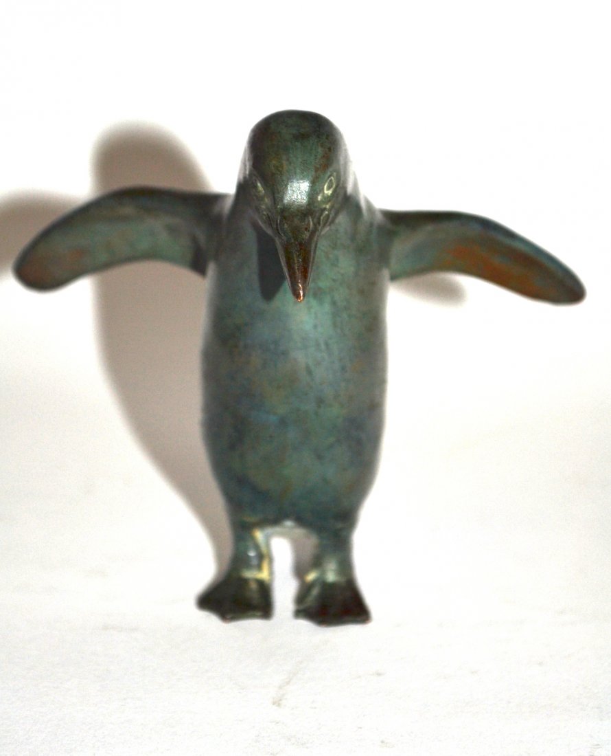 Japanese Signed Penguin: Bronze Japanese signed penguin. Likely Taishō Period (1912-1926) [4" H].