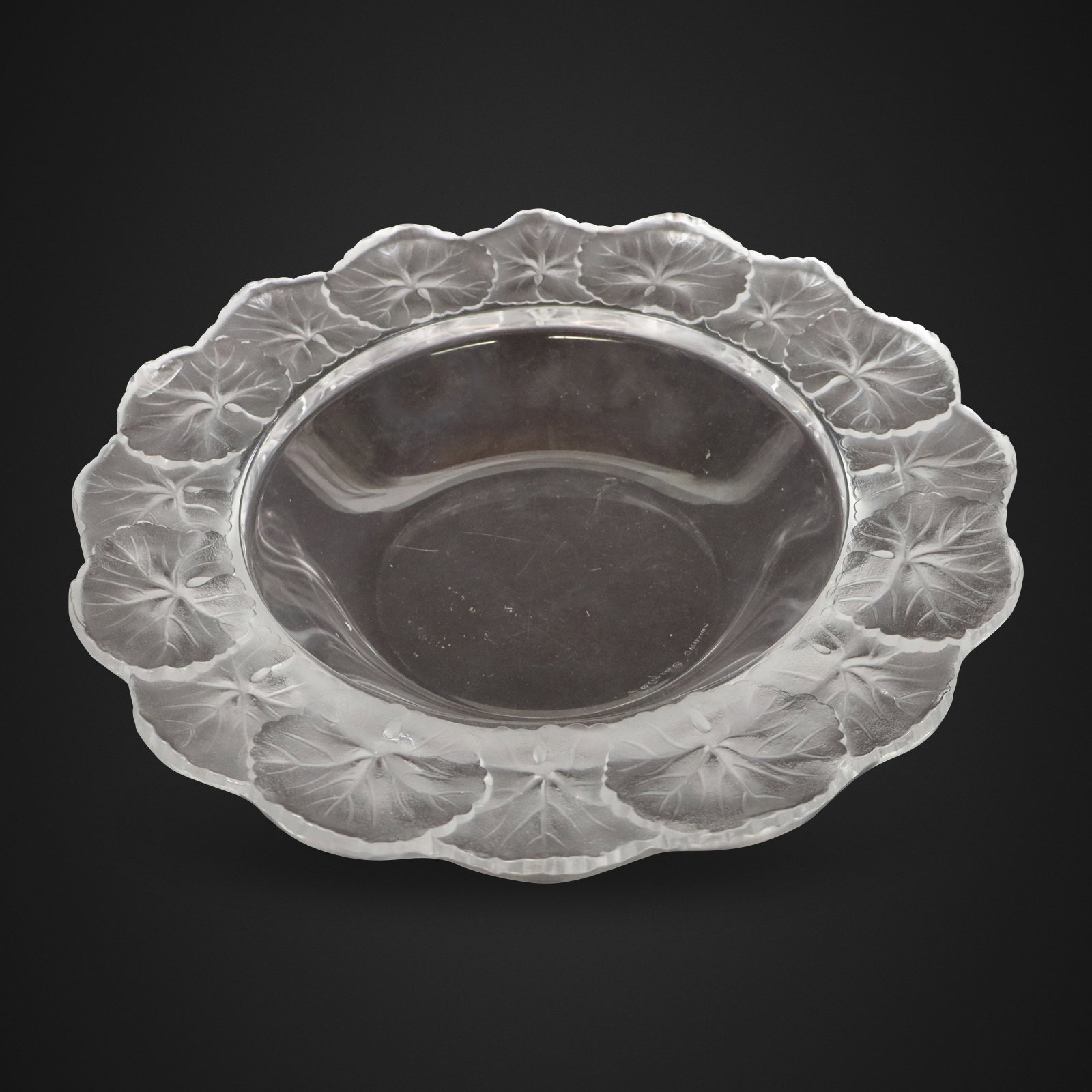 Lalique "Honfleur" Dish (1 of 11)