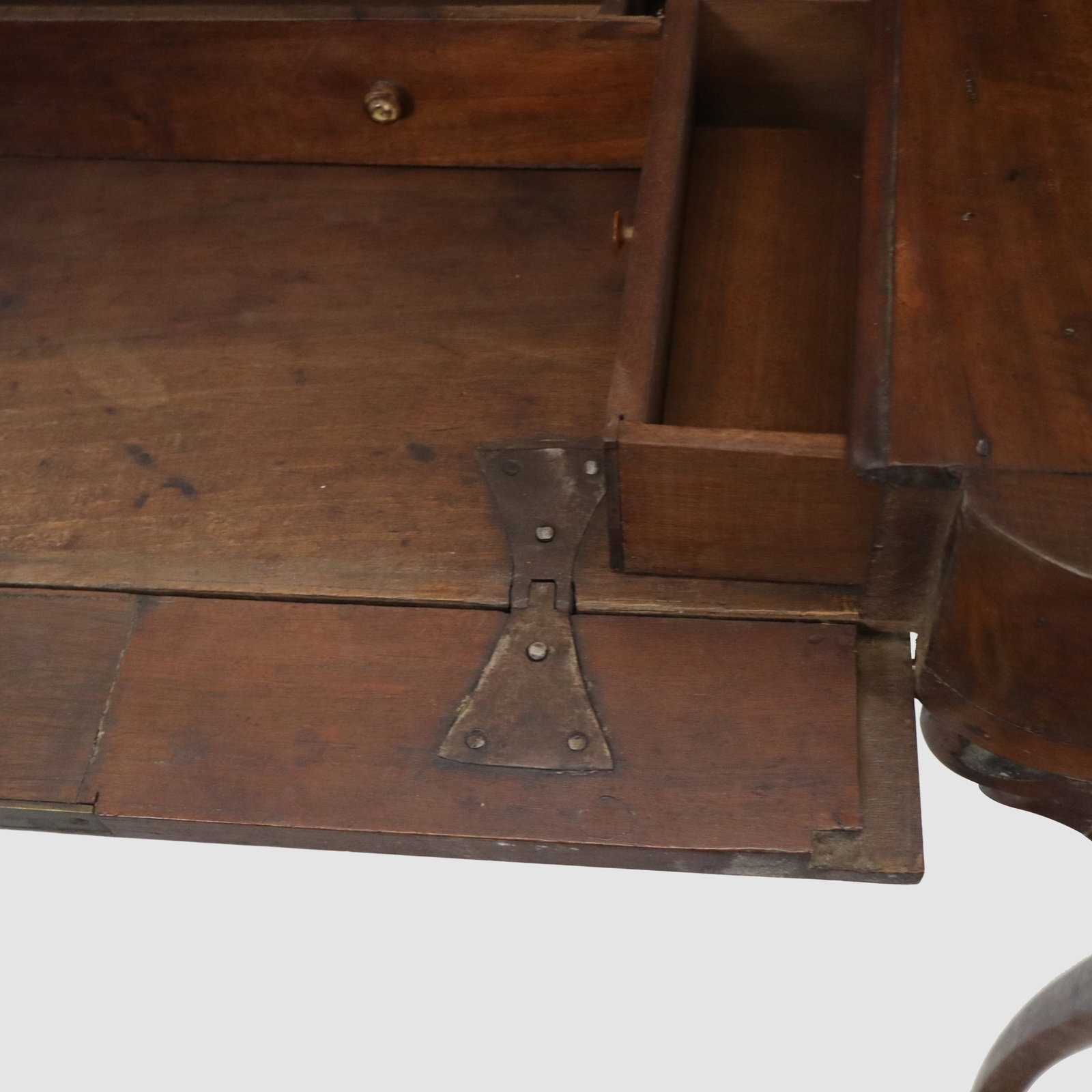 Georgian Vanity Table - 9