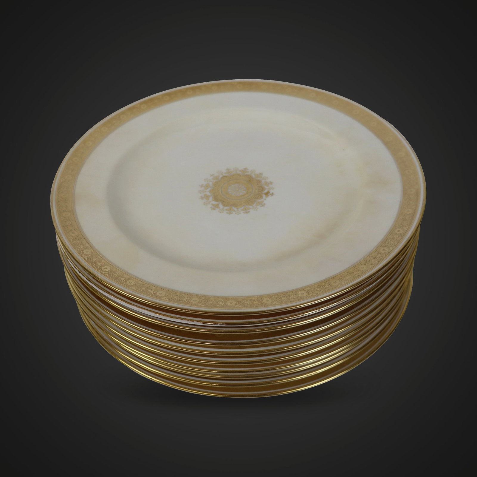 Mintons Gilt Decorated Dinner Plates, 10 (1 of 9)
