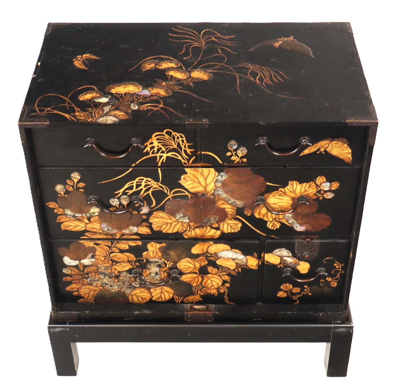 Japanese Lacquered Kodansu Cabinet (1 of 17)