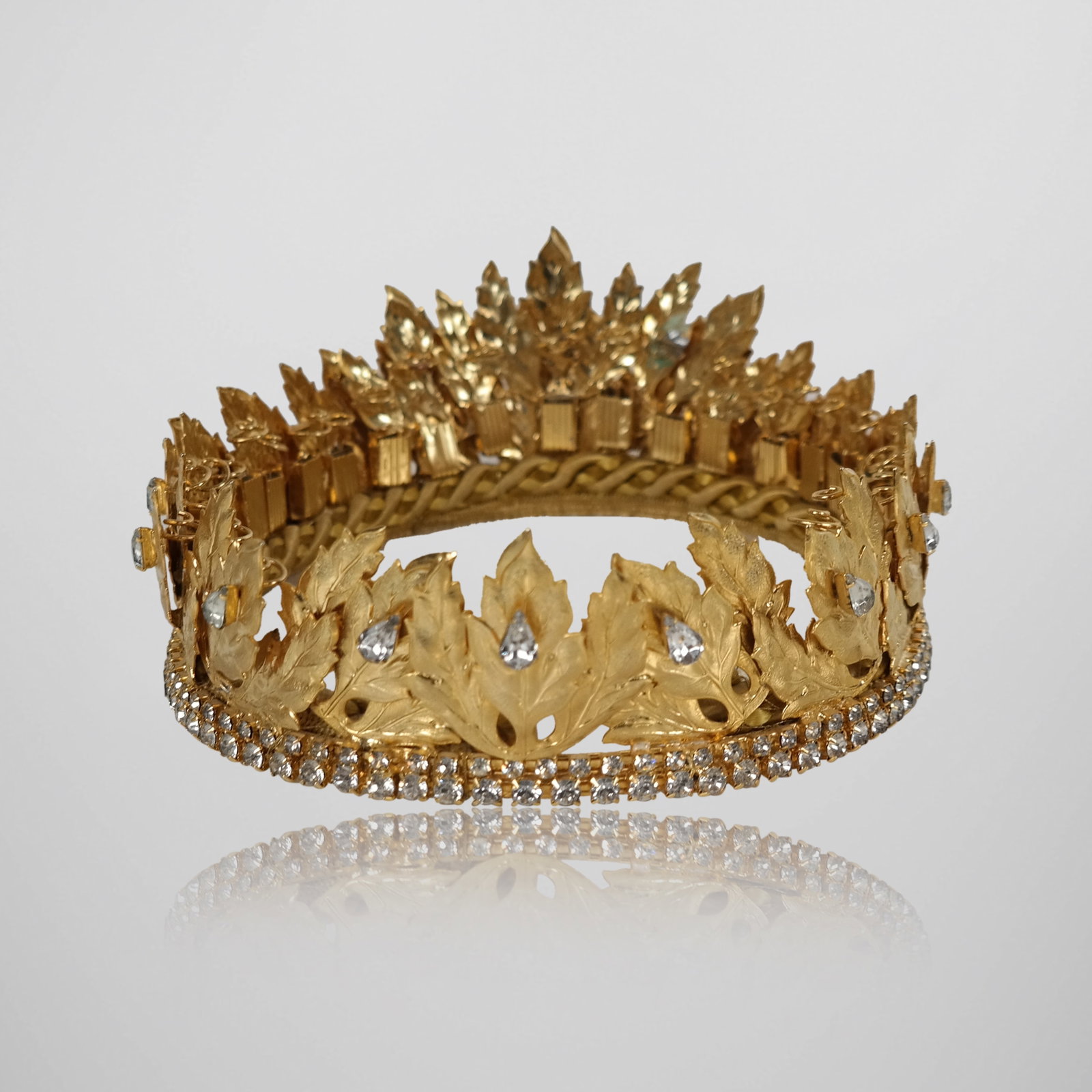 Two Crowns - 6