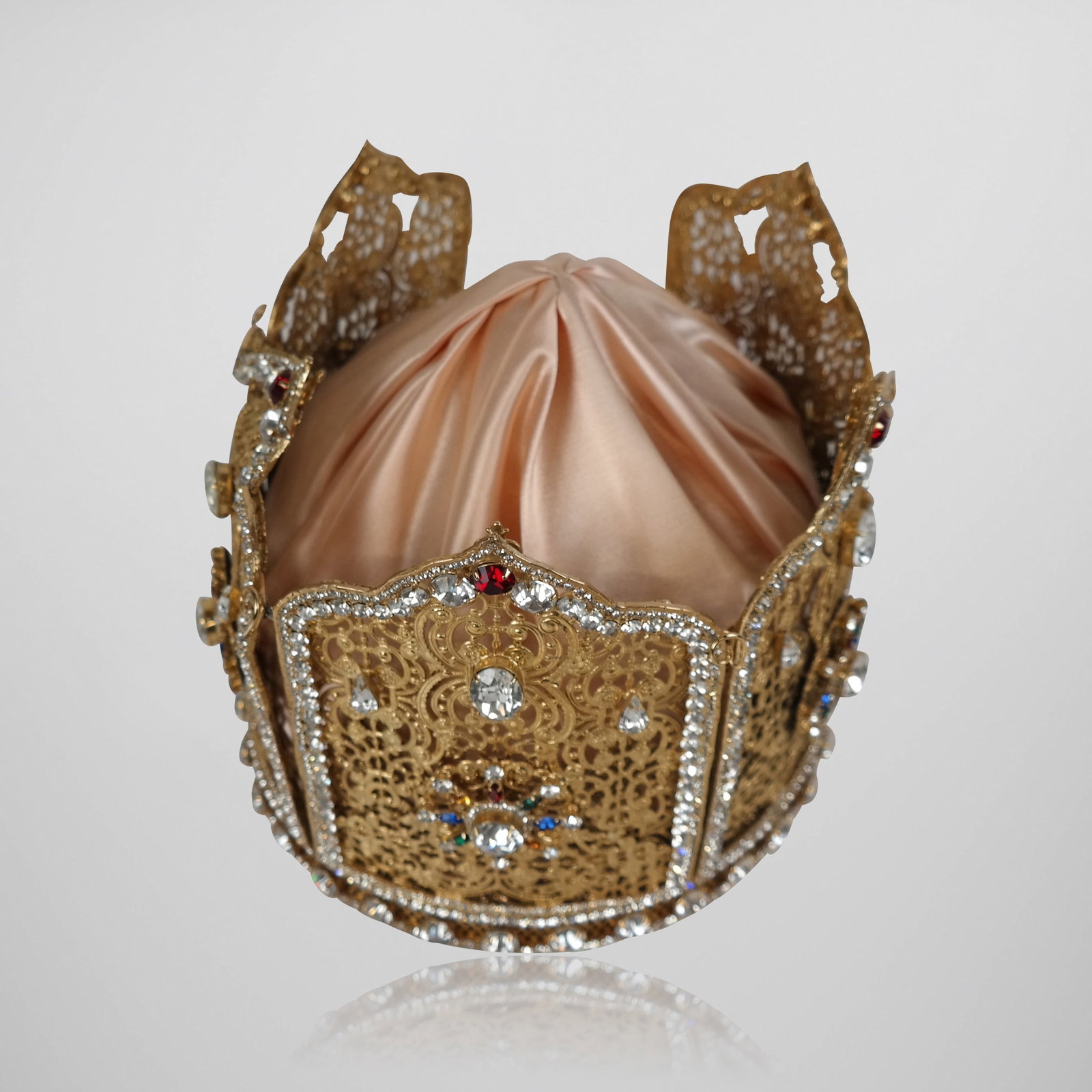 Two Crowns - 4