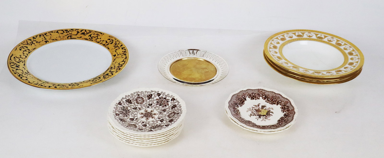 Assorted Serve Ware Articles, 21 - 16