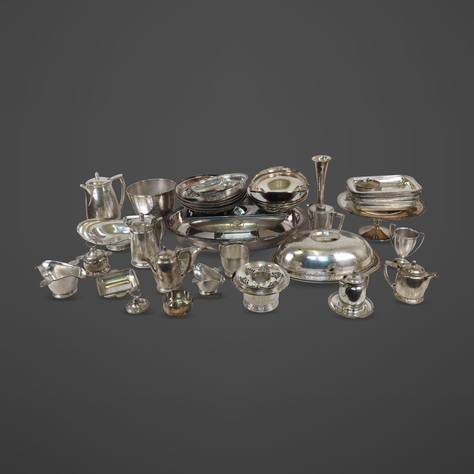 Collection Silver Plated Serving Pieces (1 of 8)