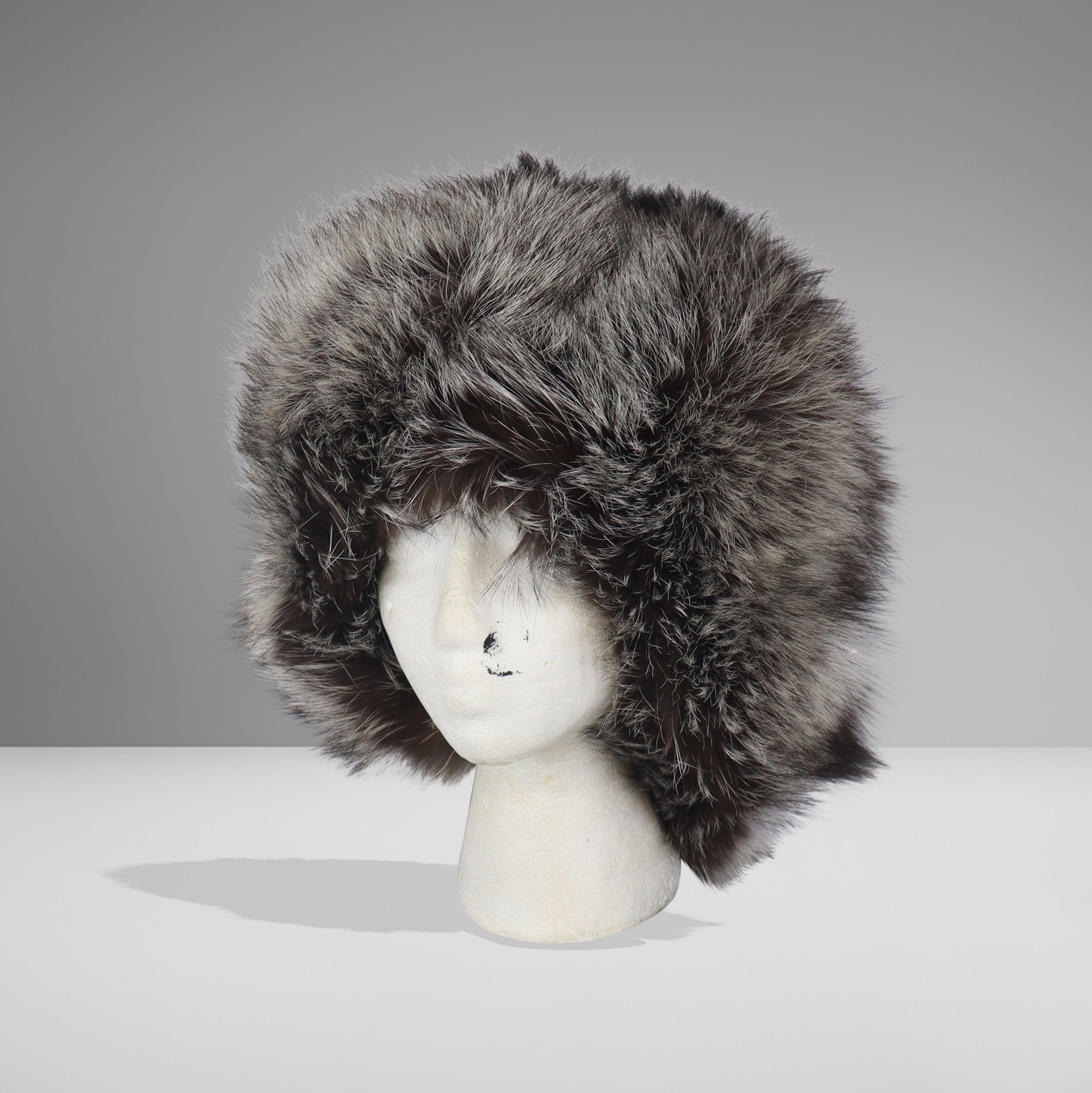 Farmed Fox Fur Hat (1 of 11)