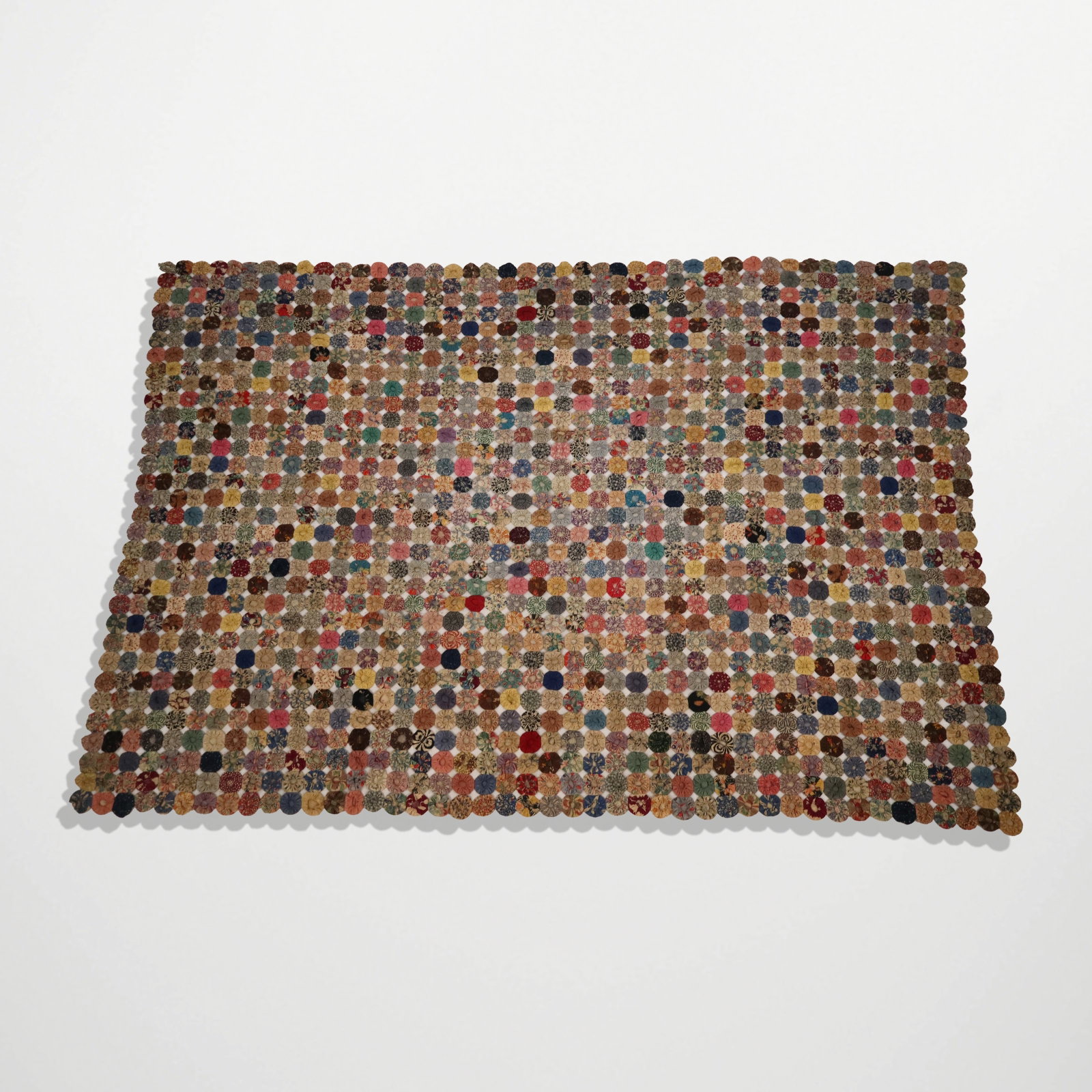 American Folk Art Yo-Yo Quilt (1 of 15)