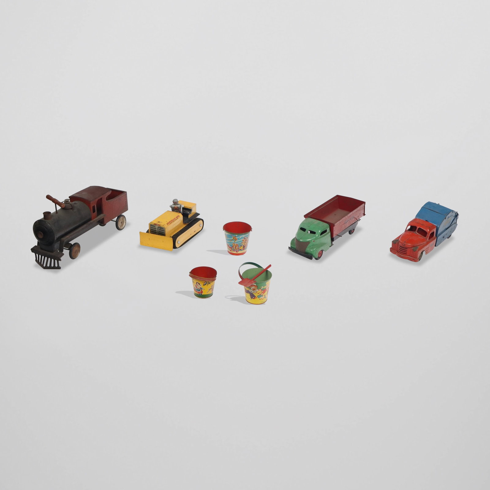 Assorted vintage tin toys, early to mid-20th century, comprising Marvelous Mike tin tractor, the (1 of 20)