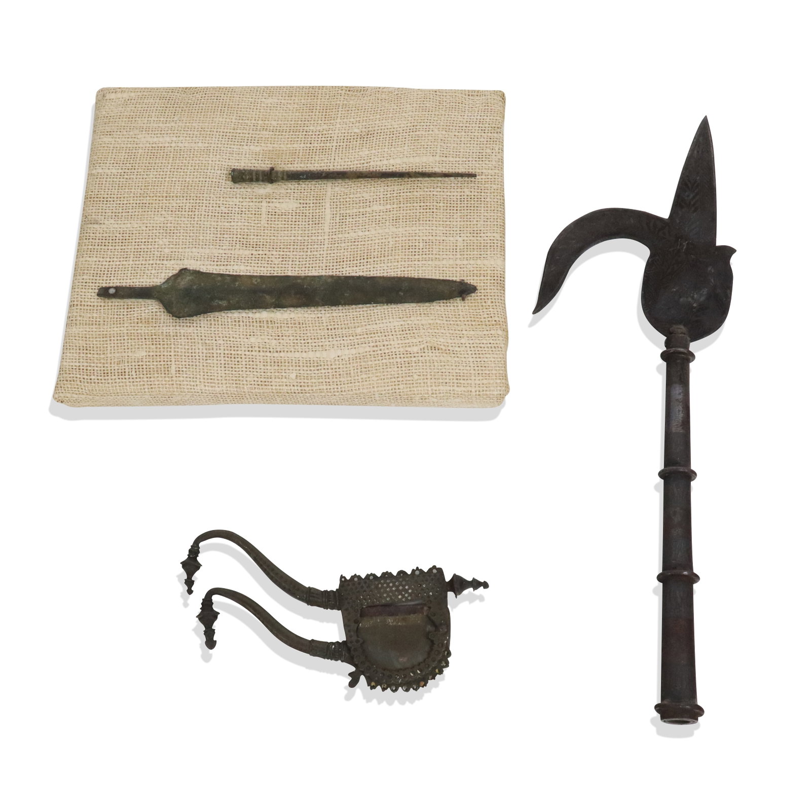 Four Antiquity Weapon Related Articles (1 of 9)