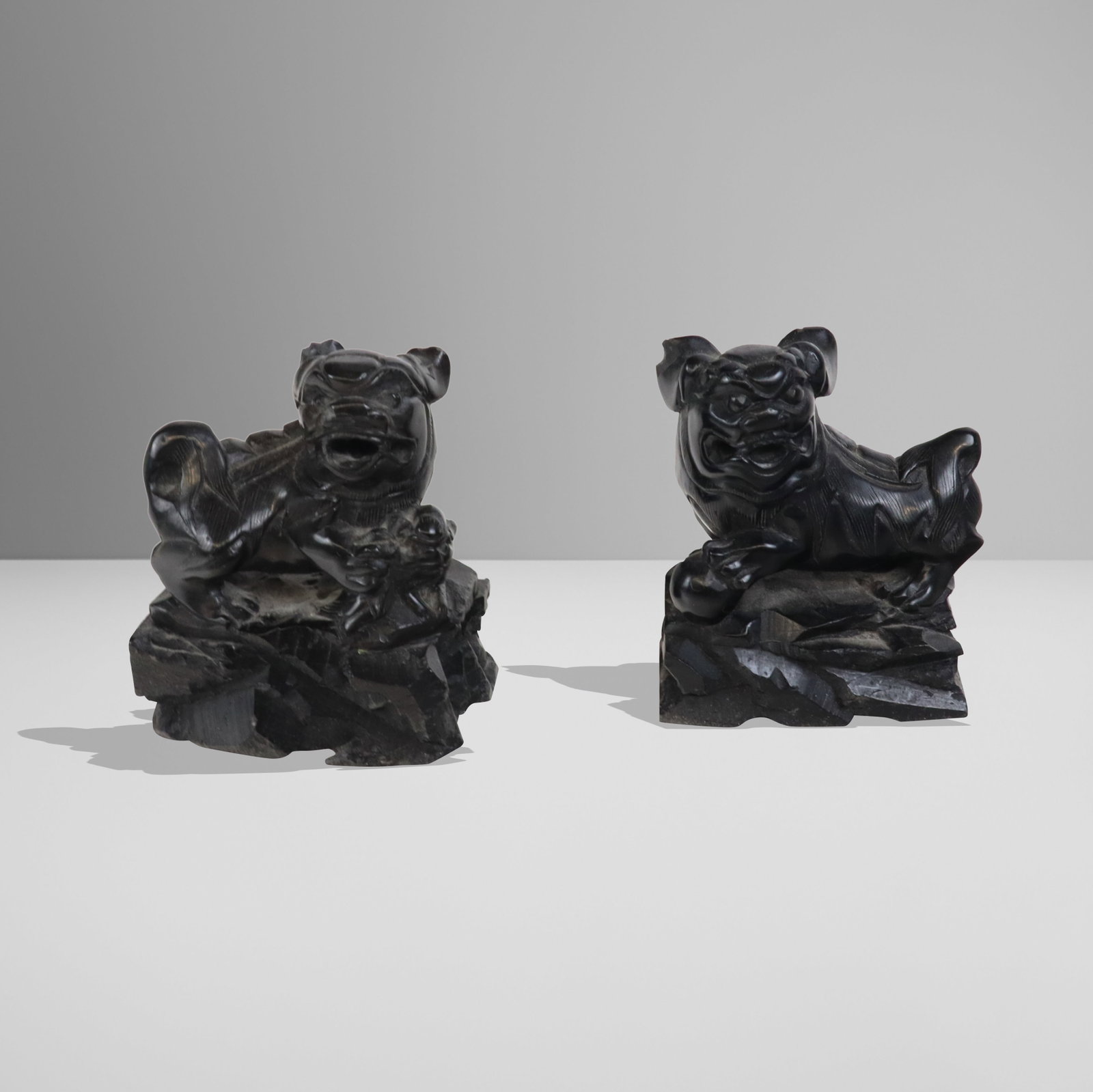 Pair Small Black Stone Foo Lions (1 of 16)