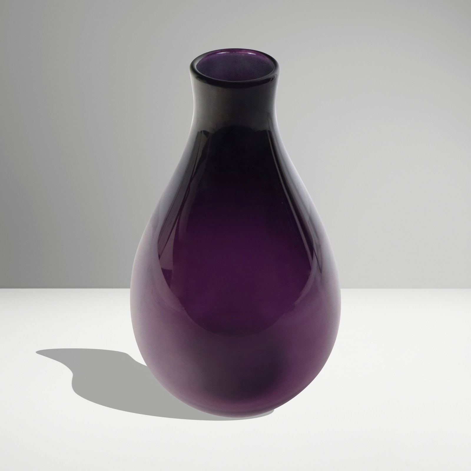 Simon MOORE Art Glass Vessels (1 of 9)