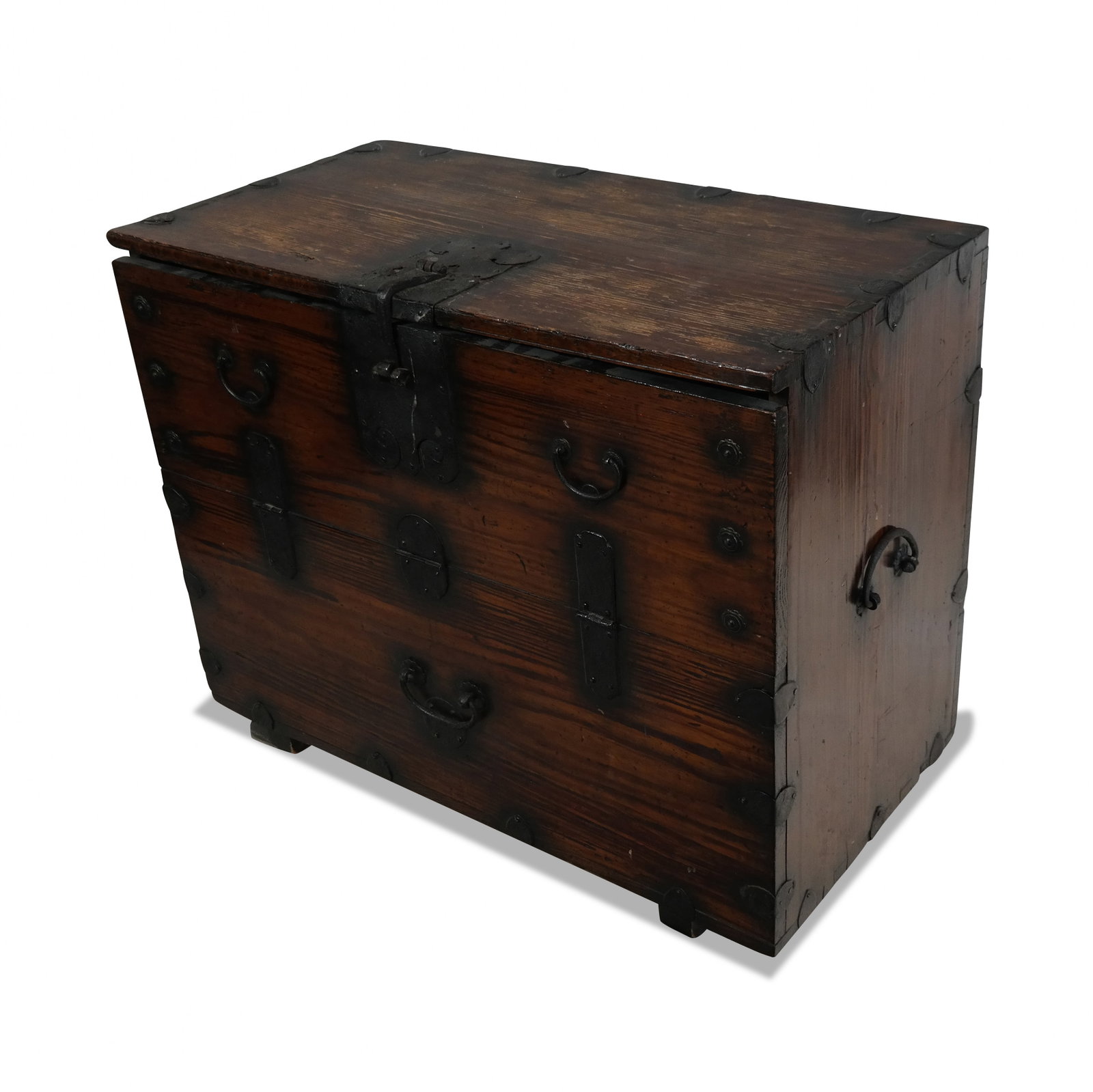 Korean Oak Fall Front Campaign Chest (1 of 20)