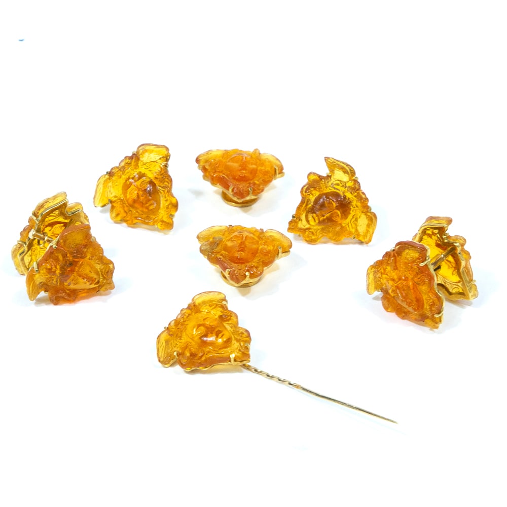 Medusa Molded Glass & Gold Dress Set, 7: Medusa amber molded glass and yellow gold gents dress set, comprising a pair of double locking cufflinks, stick pins, and four shirt studs, marked 14K on tongue of cufflinks. [1" Square]. Overall cond