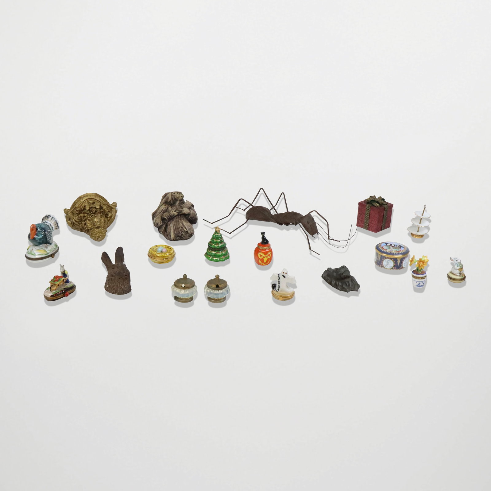 Assorted Porcelain & Other Decorative Articles, 18 (1 of 20)