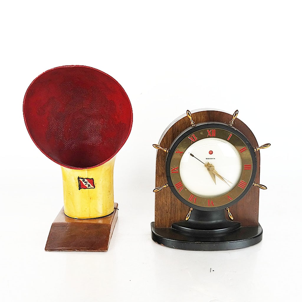 Telechron Ship's Wheel Clock & Air Vent (1 of 8)