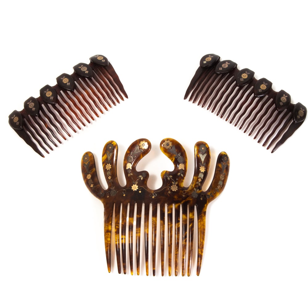Group of Victorian Pique Decorated Hair Combs, 3 (1 of 20)