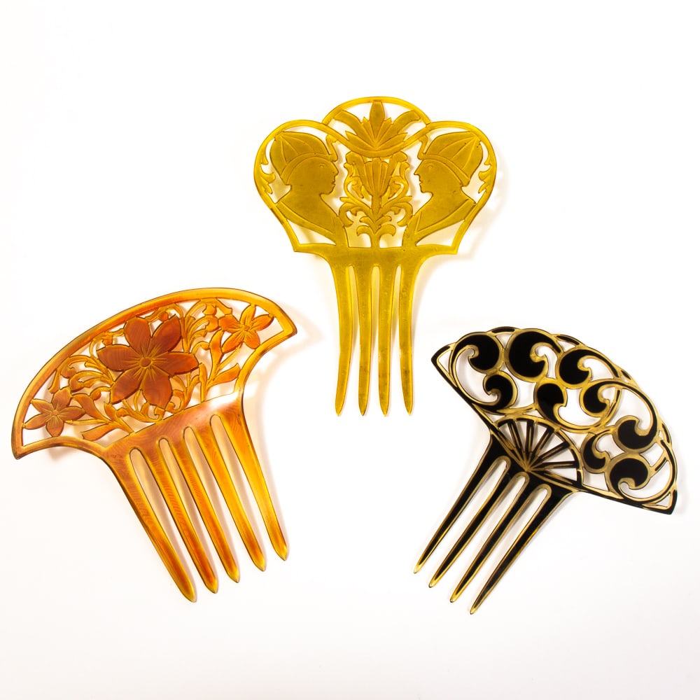 Three Vintage Pierced Decorative Hair Combs (1 of 20)